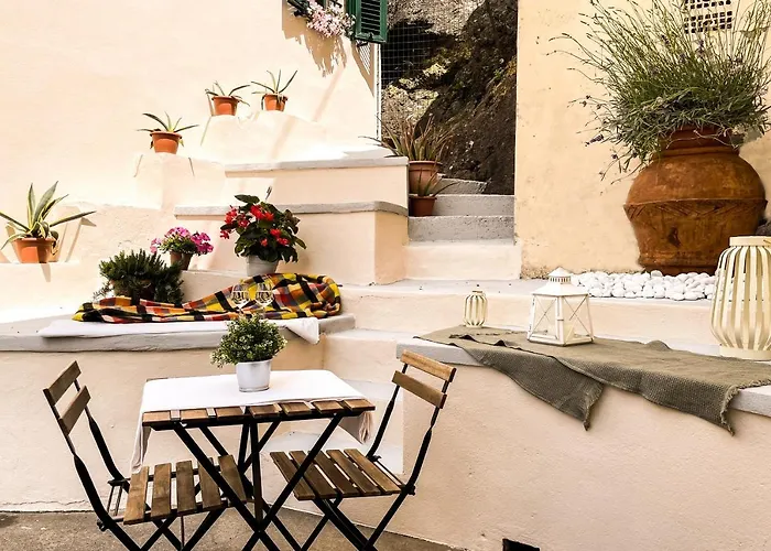 Casa Storica Con Terrazzo