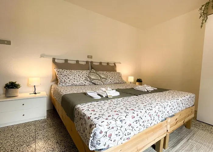 Casa Storica Con Terrazzo