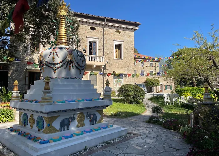 Casa Storica Con Terrazzo